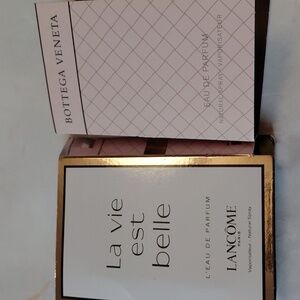 Mix of BOTTEGA VEBETA, LANCOME La vie est belle  Parfum spray size: GWP